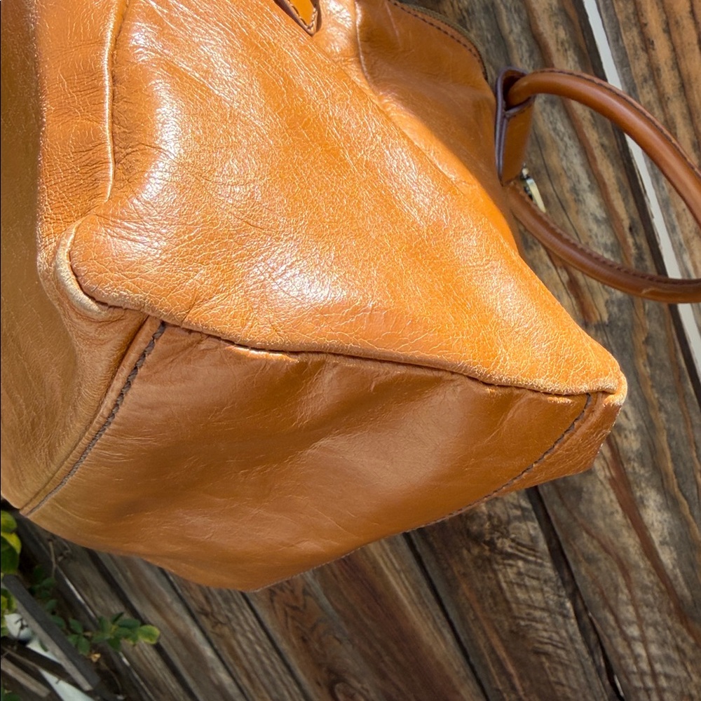 Hobo Shiela Satchel Natural Leather Top Handle Pockets.❤️ - Picture 15 of 16